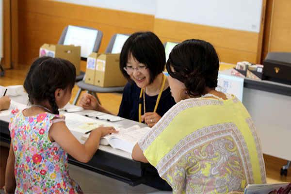 辞書引きエキスパートの柏野先生