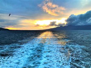 佐渡島から帰りの船で見た絶景。海と夕陽